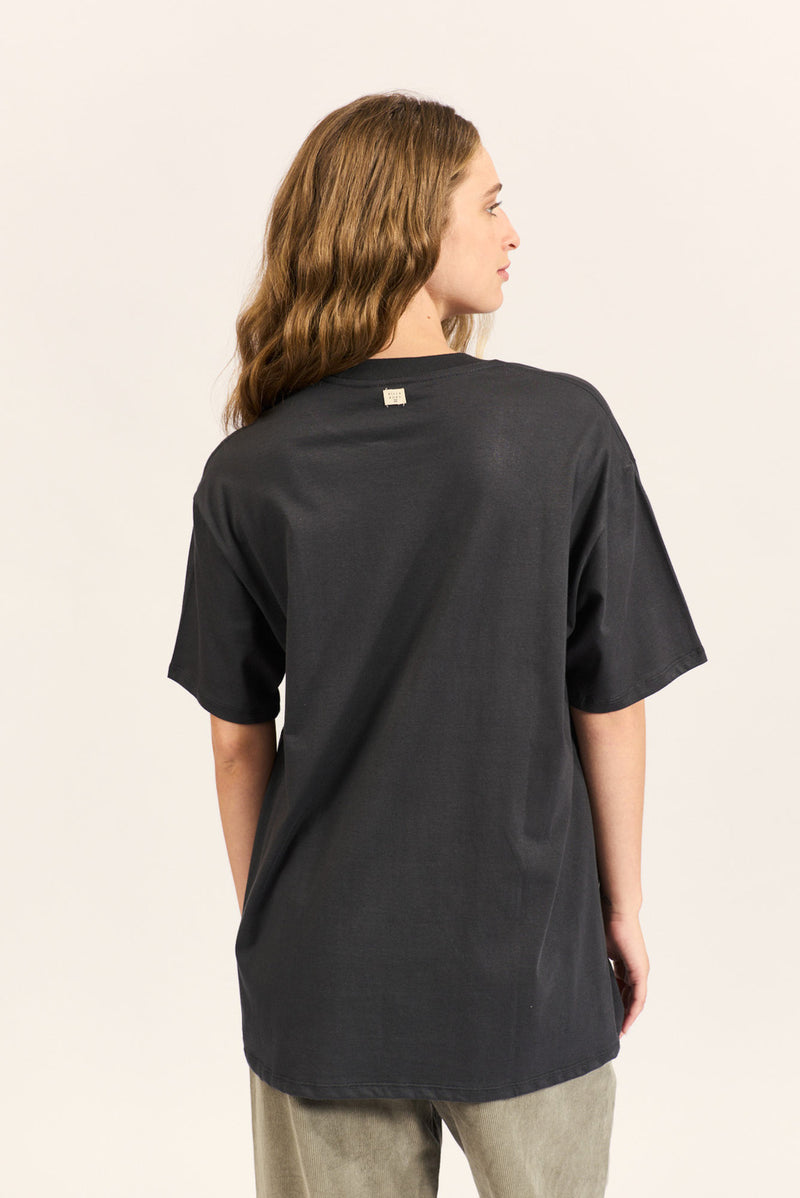 Remera Billagong Mujer Tiki Snake Over Tee Negro