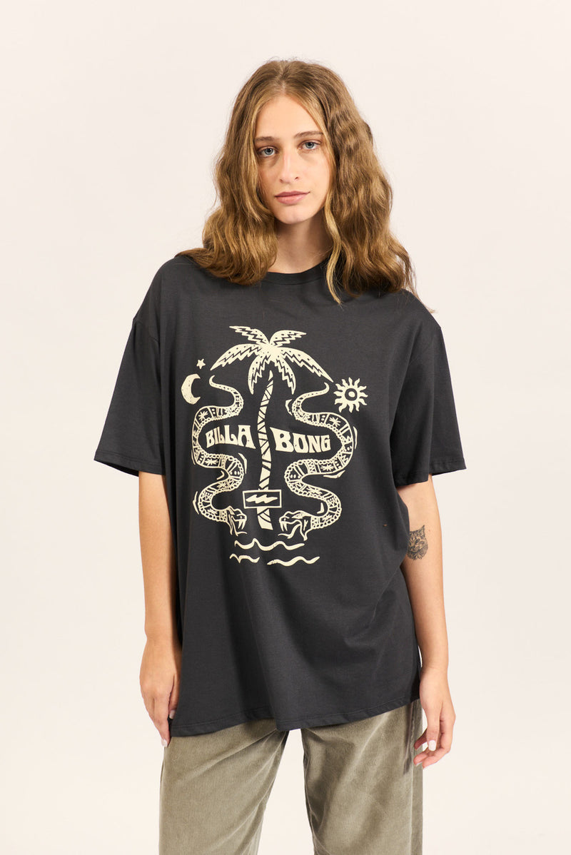 Remera Billagong Mujer Tiki Snake Over Tee Negro