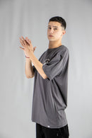 Remera Dos Padres H Oversize Gris 6A