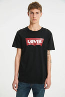 Remera Levis H Graphic Set In Neck Batwing Negro Rojo Blanco