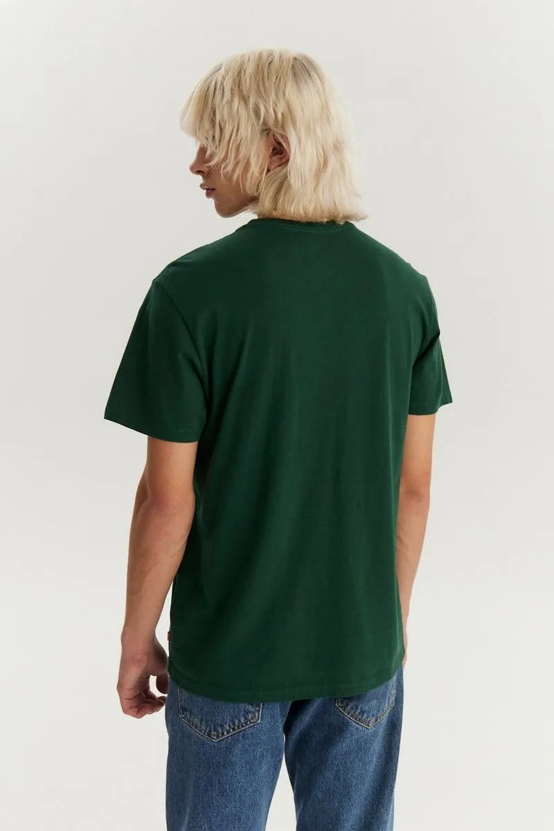 Remera Levis Standard Graphic Ponderosa Pine