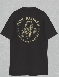 Remera Dos Padres H Regular Negra 6013G