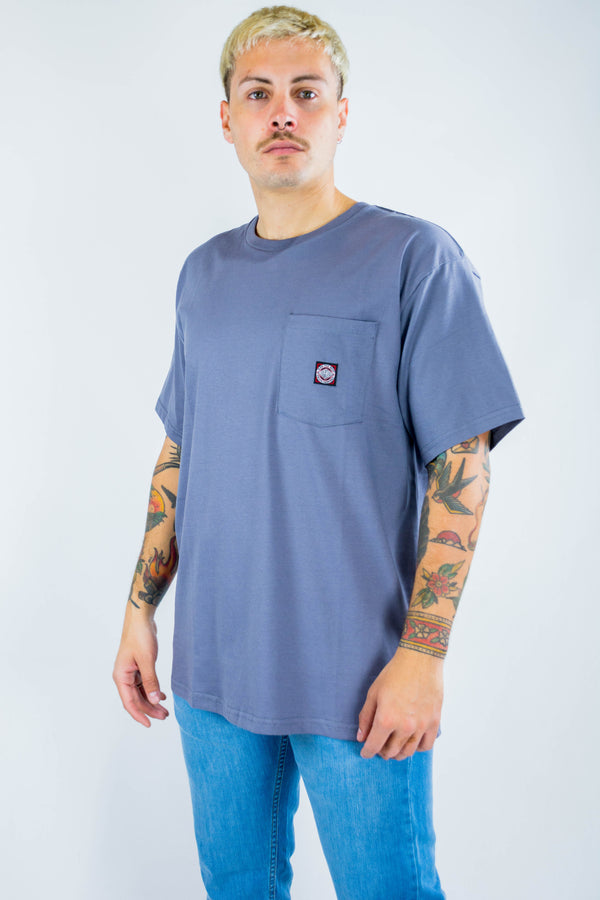 Remera Independent Te Btg Pocket Gris