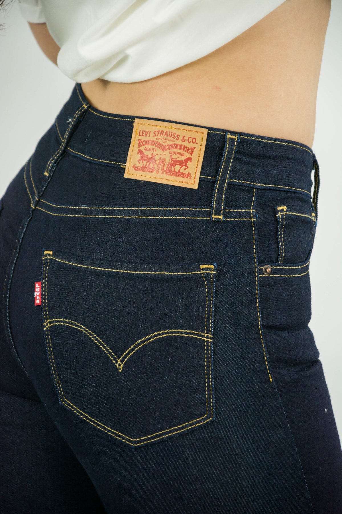 Jean Levis 721 Hi Rise Skinny Cast Shadow Rinse