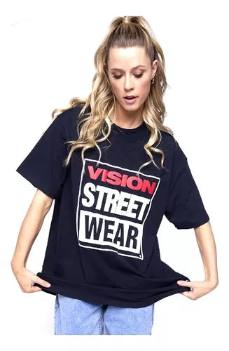 Remera Over Vision Clasisic Black