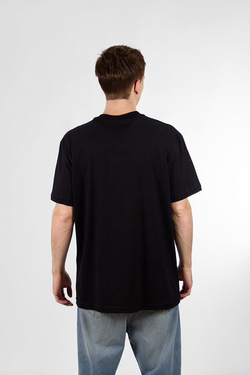 Remera Kingpin H Regular Negro 6016D