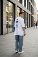 Remera Kingpin Over Blanco