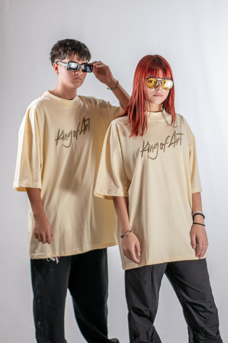 Remera King of Art Unisex Oversize Bold Koa Amarillo  W4