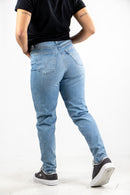 Jean Levis M High Waisted Taper Mom (Medio Claro)