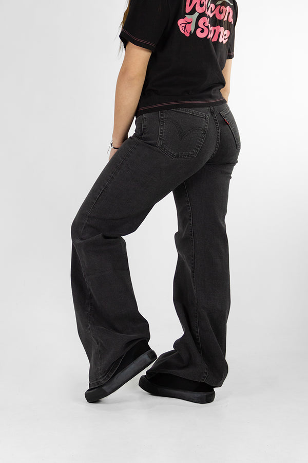 Jean Levis Mujer Ribcage Bells And Dry ( Negro Gastado)