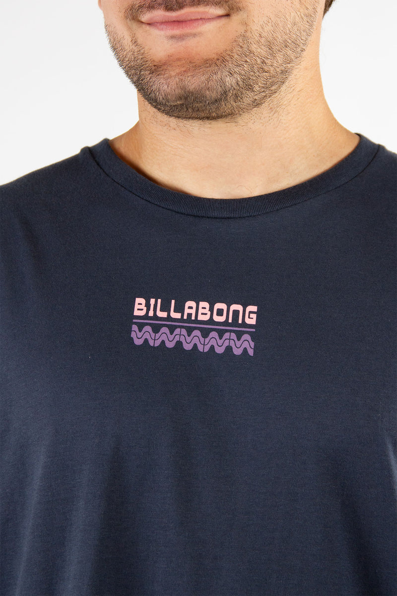 Remera Billabong Frequency Over Tee (A)