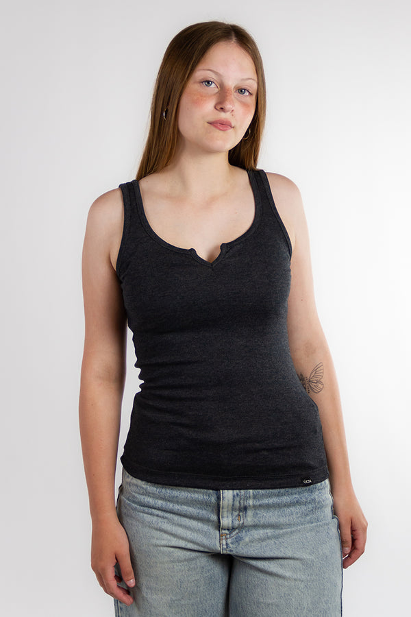 Musculosa Mujer Ocn Uma Long Negro