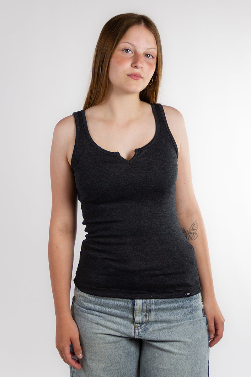 Musculosa Mujer Ocn Uma Long Negro