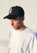 Gorra Ocn Hombre Trucker Gotica Blanco