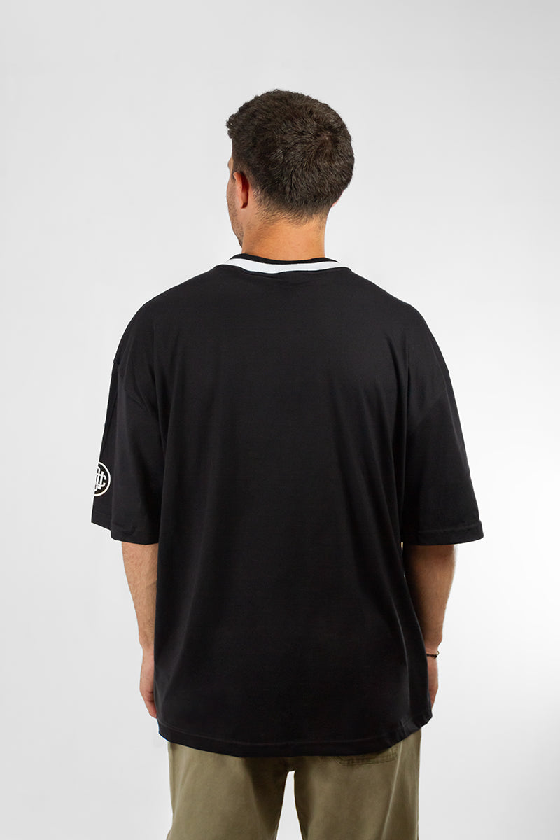 Remera Ocn H K-Neck Negro 7011A