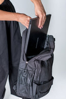 Mochila Ocn Porta Skate Negro