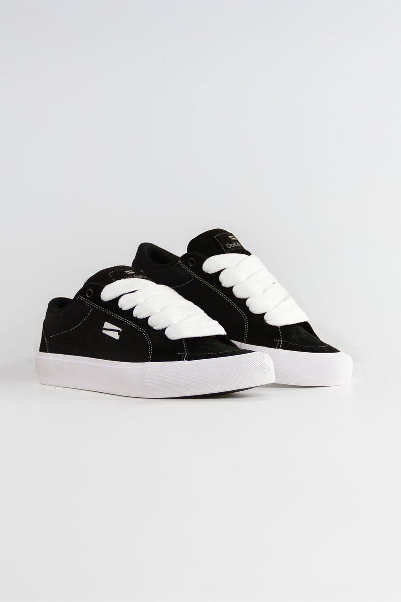 Zapatillas Ocn Lincoln City Negro/Blanco (Producto de Outlet)