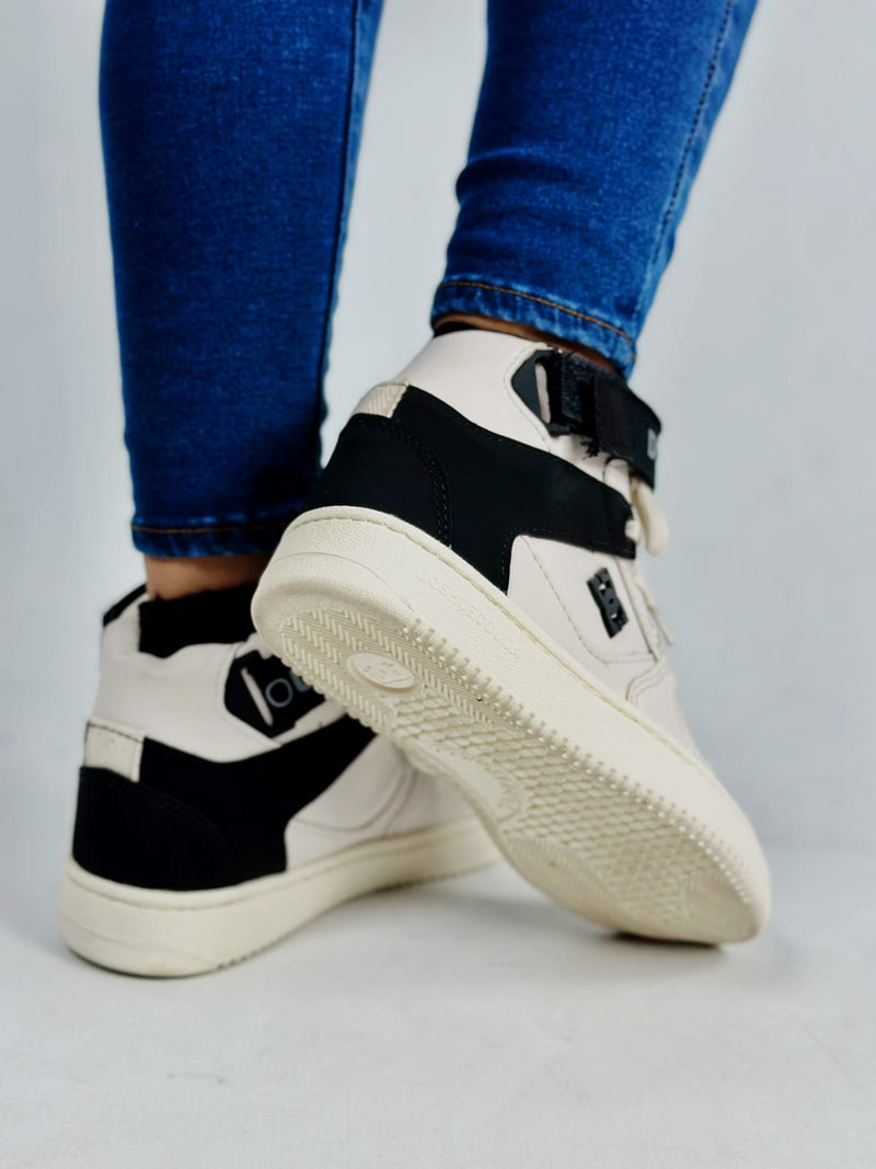 Zapatillas Dc Pensford Ss Le (OWB) Wmn Beige/Negro