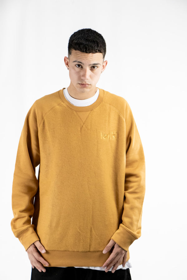 Buzo Levis Relaxed Crew Small Logo Nugget