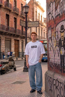 Remera Kingpin Over Blanco
