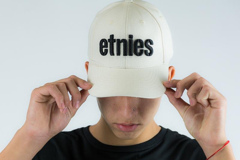 Gorra Etnies Beige Corp Snapback