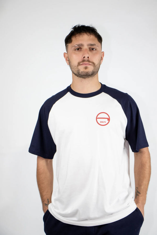 Remera Ocn Comb Kelly Blanco/Azul Marino