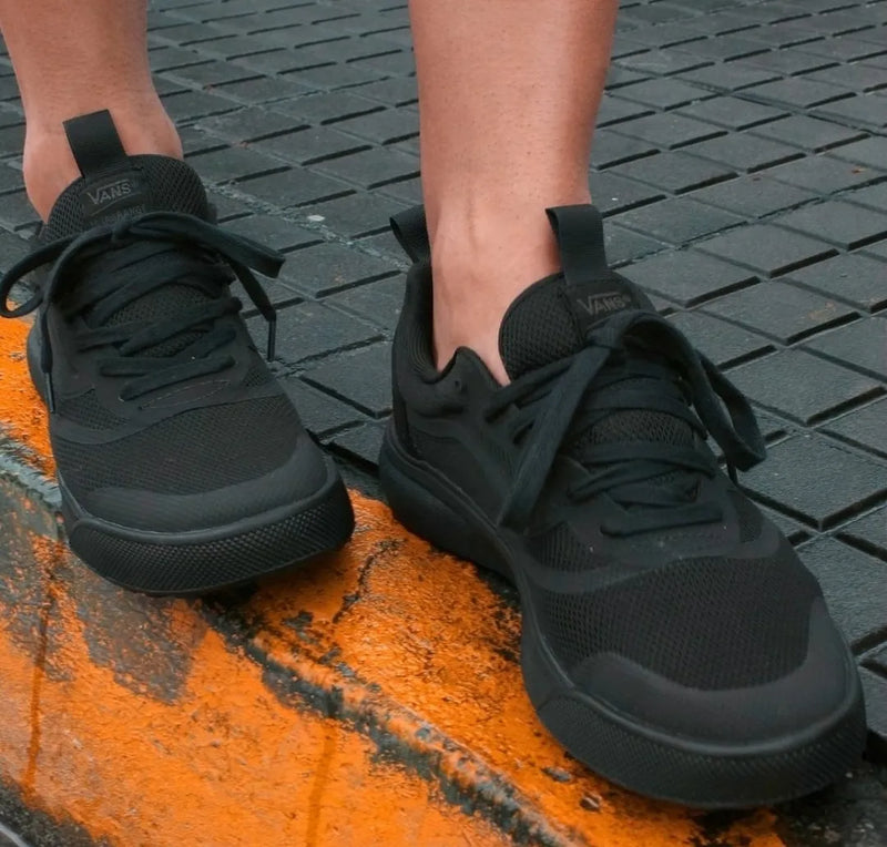 Zapatillas Vans Ultrarange Negro